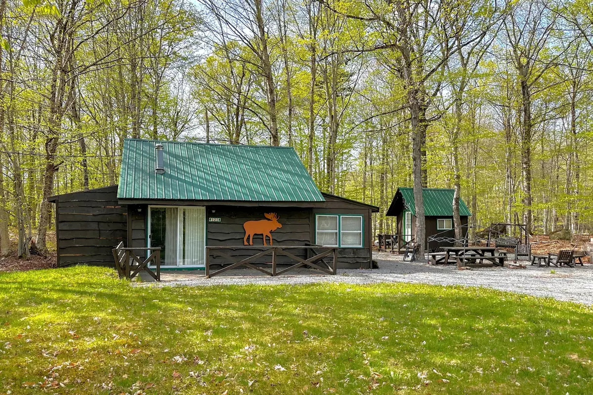 Old Forge, NY 13420,123 Mohawk DR W