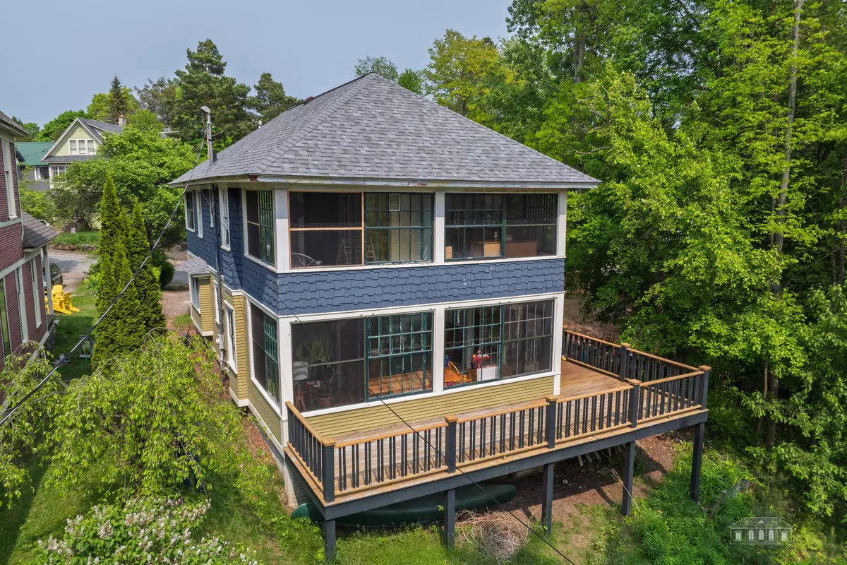 Saranac Lake, NY 12983,83 Shepard Ave AVE