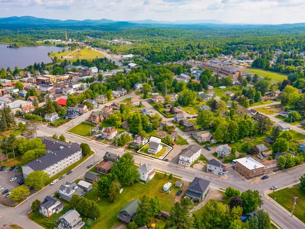 Tupper Lake, NY 12986,63 Wawbeek AVE