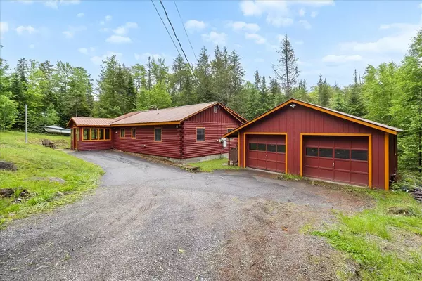 Indian Lake, NY 12842,111 Hyde Point RD