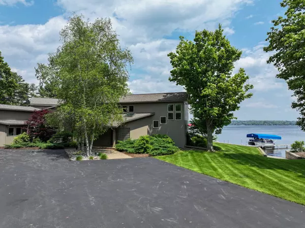 Chazy, NY 12921,1646 Lake Shore RD