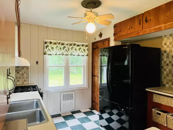 Cadyville, NY 12918,809 State Route 374