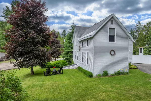 Lake Placid, NY 12946,242 Hurley AVE