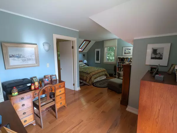 Saranac Lake, NY 12983,138 Kiwassa Rd RD