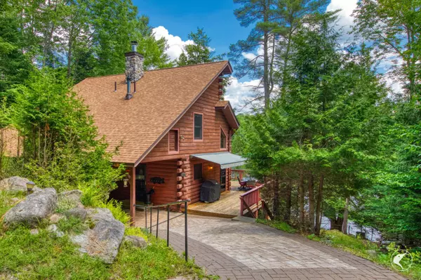 Saranac Lake, NY 12983,121 Branch Farm Rd