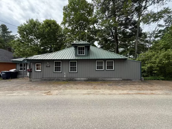 Saranac Lake, NY 12983,162 Neil Street ST