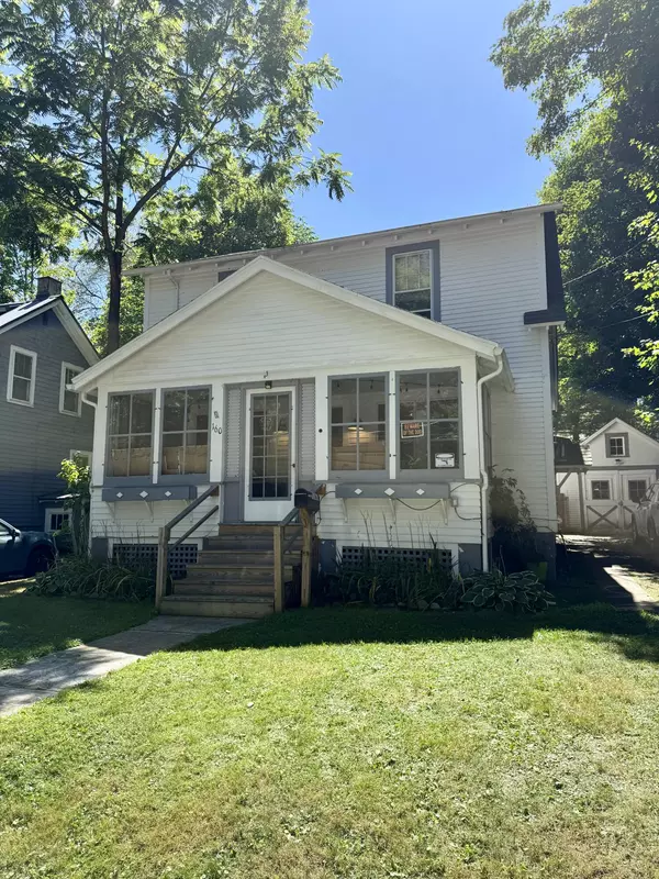 160 Mcintyre ST,  Saranac Lake,  NY 12983