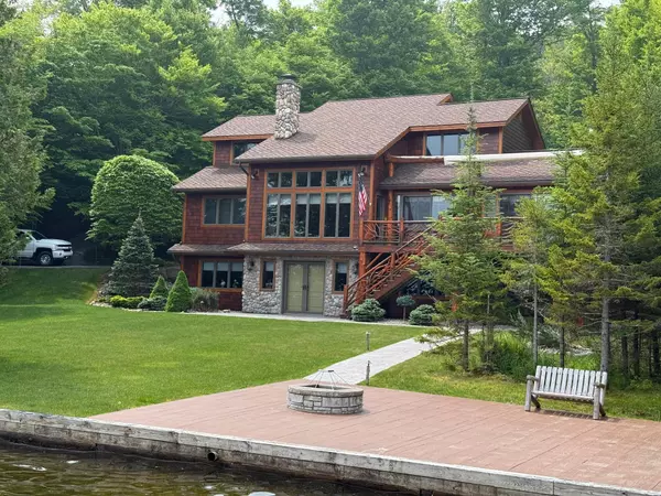 142 Lake Kathryn RD, Old Forge, NY 13420