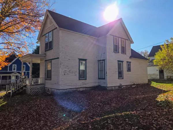 Malone, NY 12953,2 Francis ST