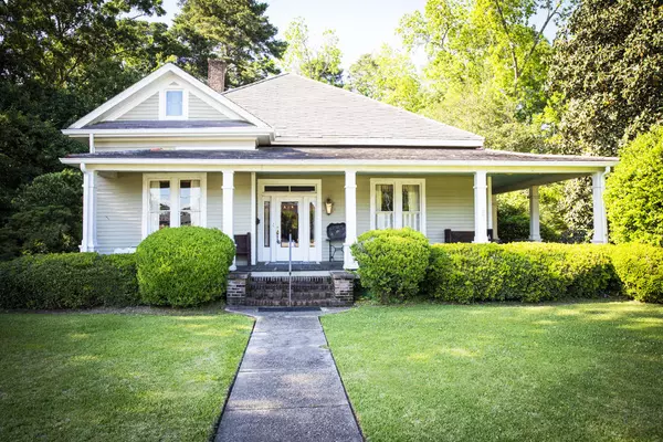 Columbia, MS 39429,507 Broad St.