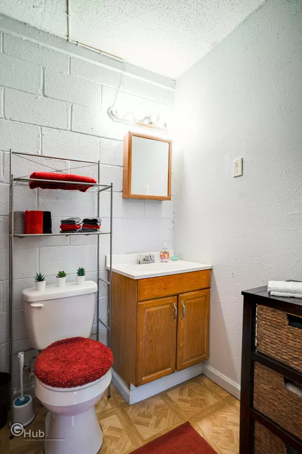 Bay St. Louis, MS 39520,5061 Pearl St.