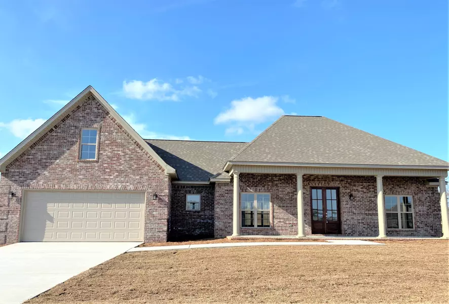 59 Joan Drive, Ellisville, MS 39437