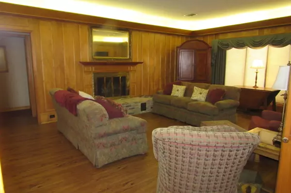 Columbia, MS 39429,904 Elm Dr.