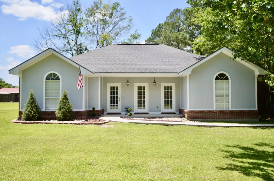 111 Summerwood Dr., Petal, MS 39465