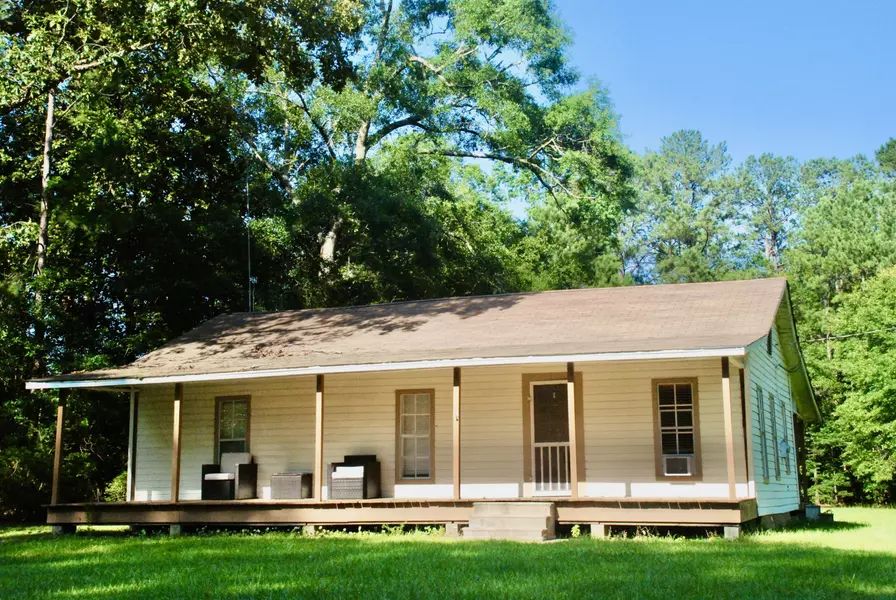 66 McConnell Rd., Beaumont, MS 39423