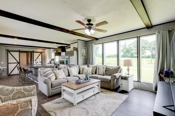 Sumrall, MS 39482,210 Foster