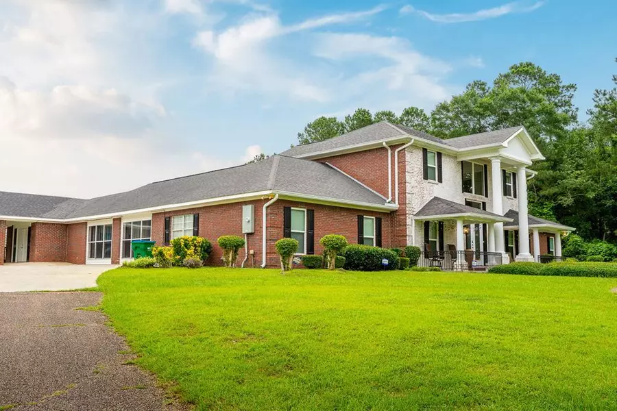 103 Ron Lawson Dr., Waynesboro, MS 39367