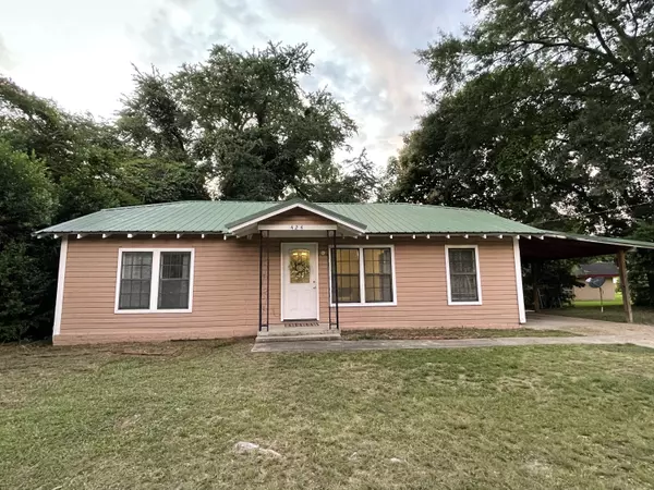 Petal, MS 39465,424 Old Richton Rd.