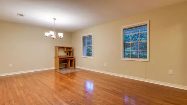 Hattiesburg, MS 39402,26 Suggs Rd.