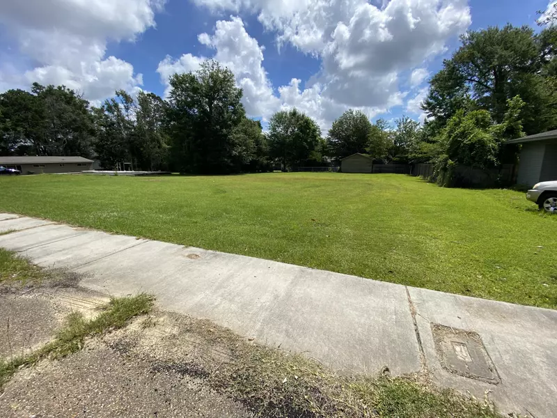 110 S 34th, Hattiesburg, MS 39402