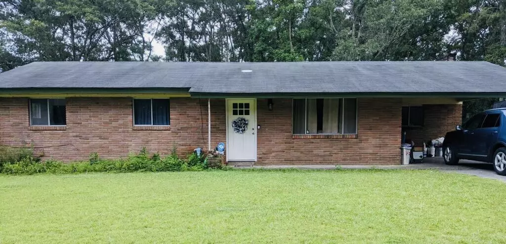 916 E College Ave., Wiggins, MS 39577