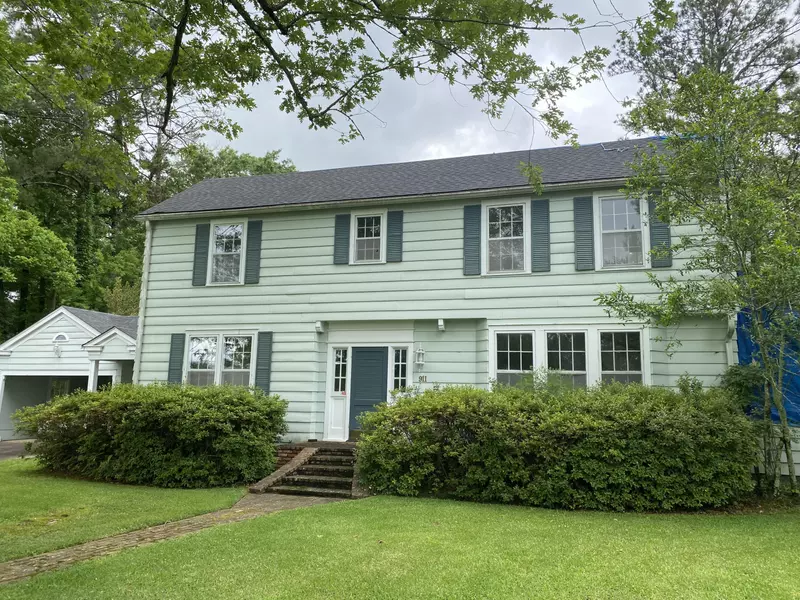 911 Broad St., Columbia, MS 39429