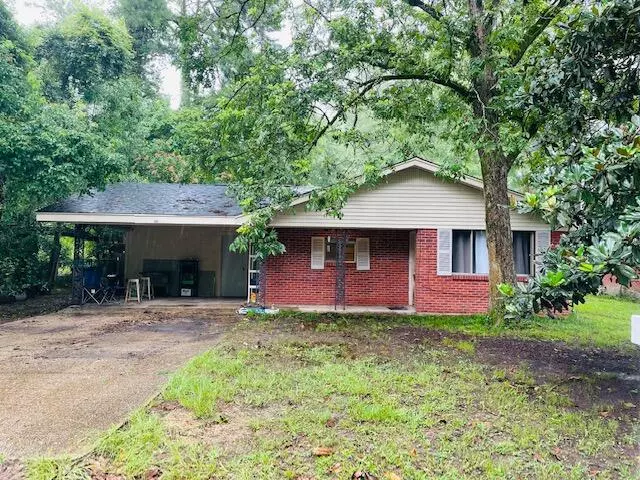 305 Williams St., Petal, MS 39465