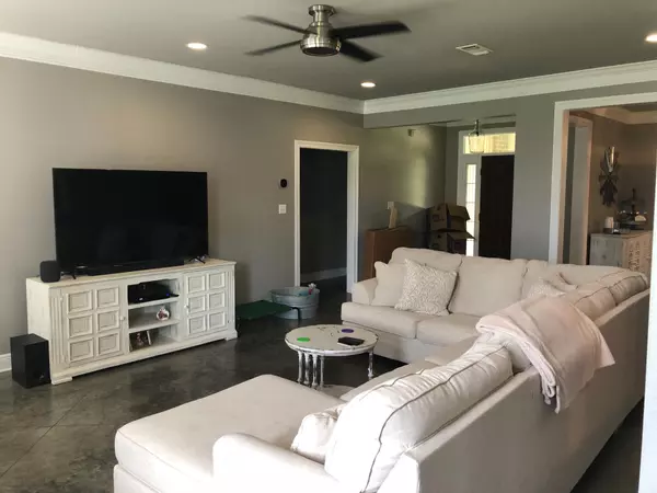 Hattiesburg, MS 39402,4 Stratford Ct.