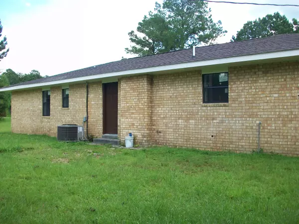 Sumrall, MS 39482,83 N Jackson Rd.