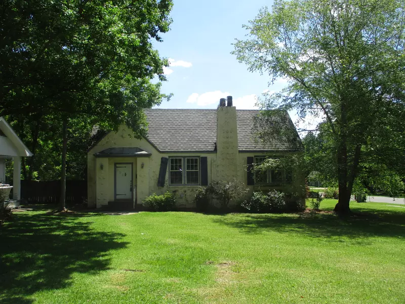 316 S 21st Ave., Hattiesburg, MS 39401