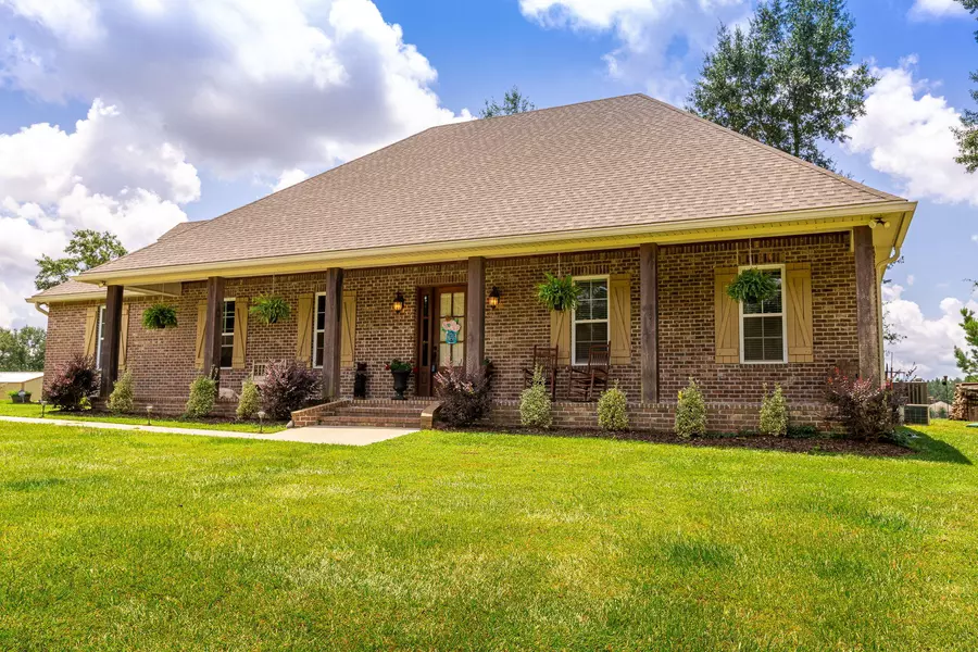 7 Morgan Ln., Sumrall, MS 39482