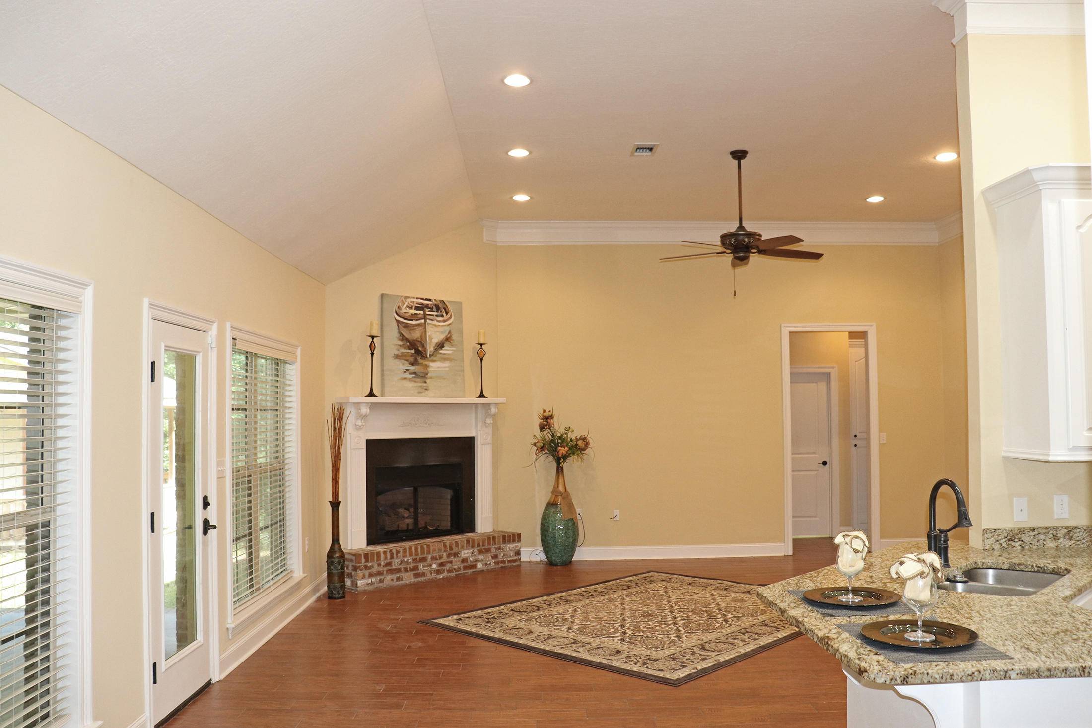 Hattiesburg, MS 39402,81 Woodville
