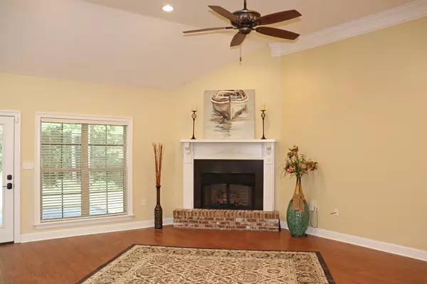 Hattiesburg, MS 39402,81 Woodville