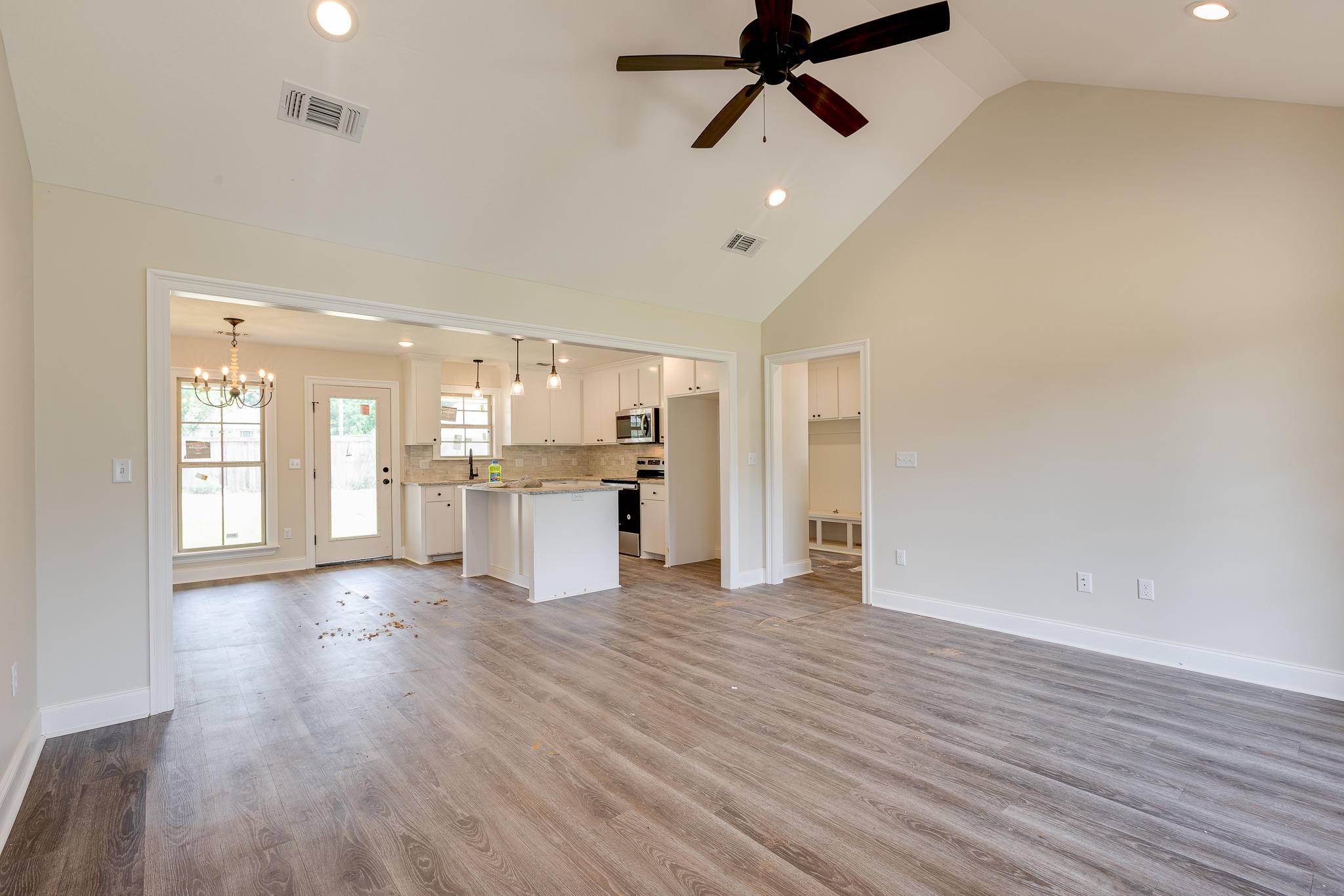 Sumrall, MS 39482,24 Price Ln.