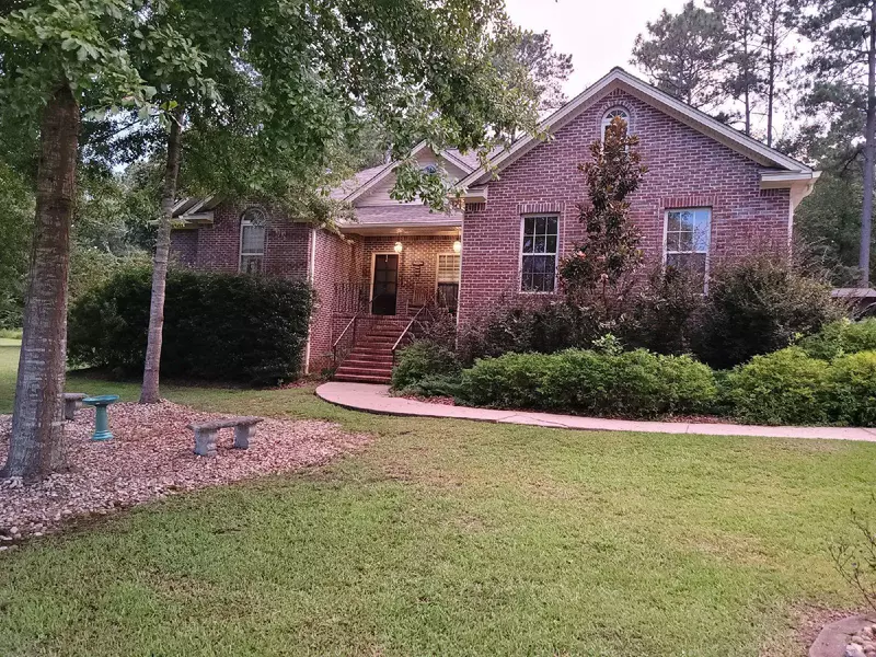12 Wiltshire Dr., Hattiesburg, MS 39402