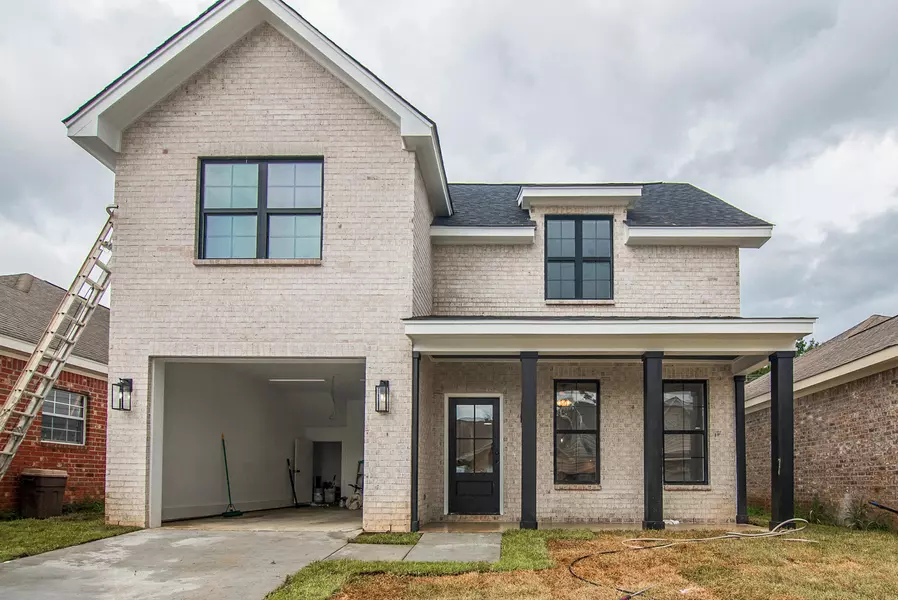 19 Bridgefield Ct., Hattiesburg, MS 39402