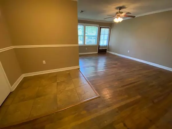 Hattiesburg, MS 39401,711 Myrtle