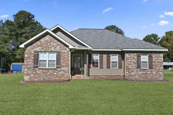 10 Howard Gandy St., Petal, MS 39465