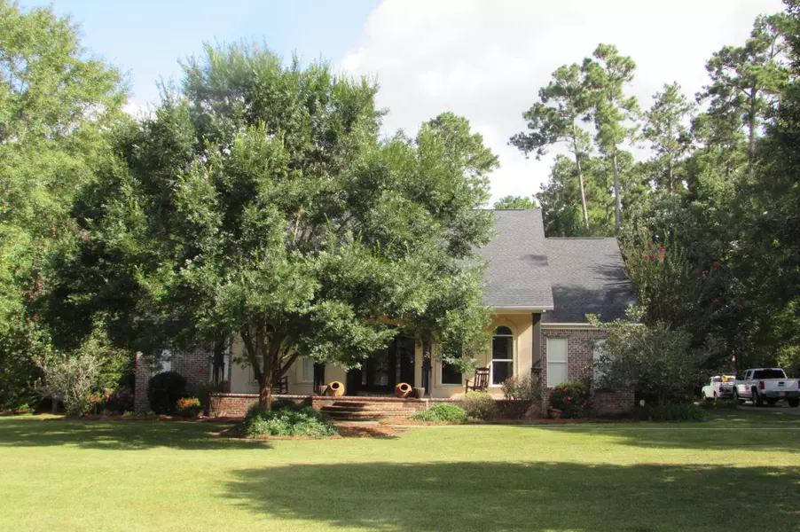 47 Ashbury Pl, Columbia, MS 39429