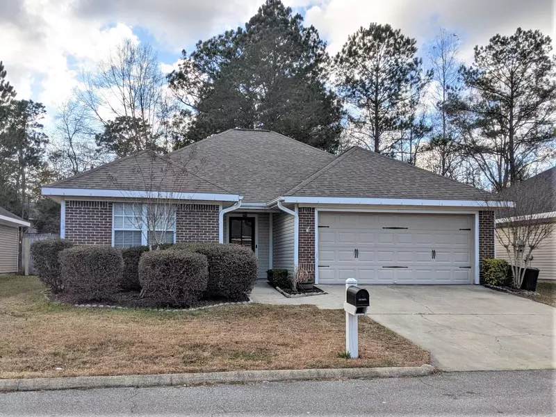 137 Huntington Dr., Hattiesburg, MS 39402