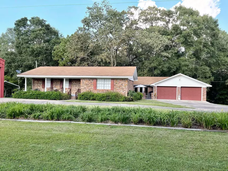 134 Poole Creek Rd., Laurel, MS 39443