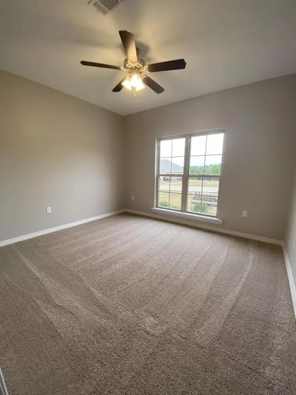 Sumrall, MS 39482,18 E Locust