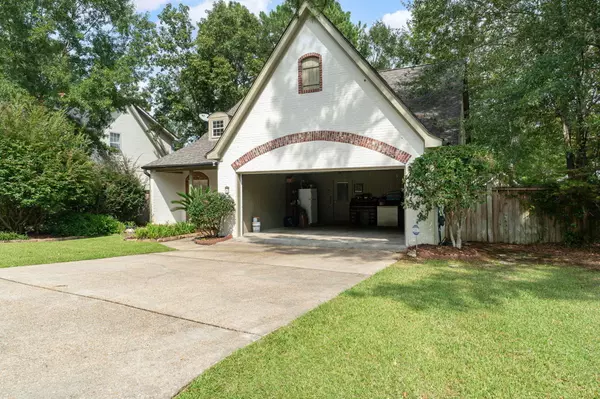 Purvis, MS 39475,6 Knollwood Ln.