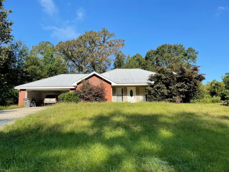 335 Macedonia Rd., Petal, MS 39465