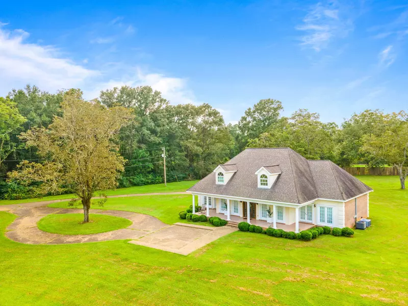 7 Bowman Rd., Petal, MS 39465