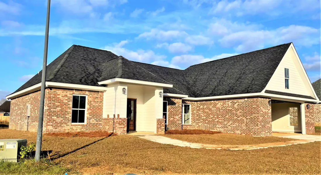 32 Berwick, Petal, MS 39465