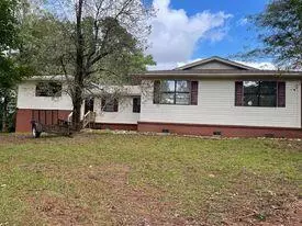 199 Bob Cheeks Rd., Ellisville, MS 39437