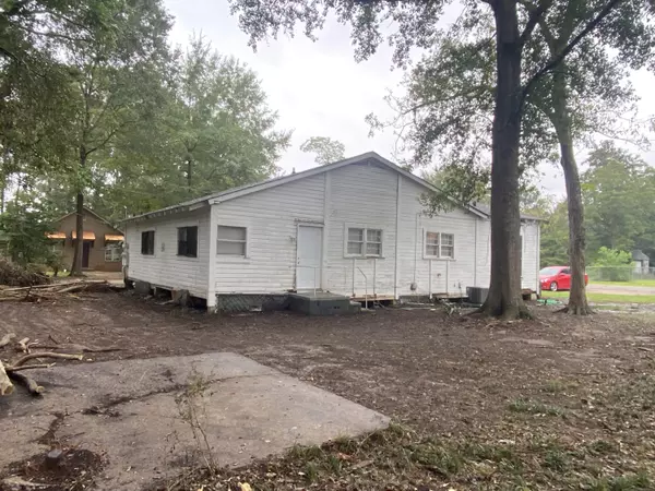 Hattiesburg, MS 39401,304 N 10th Ave.