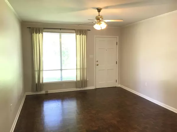 Petal, MS 39465,806 Ogilsvie