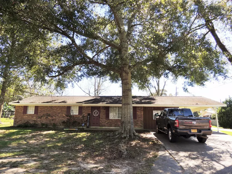 29 Schneider Ave., Purvis, MS 39475